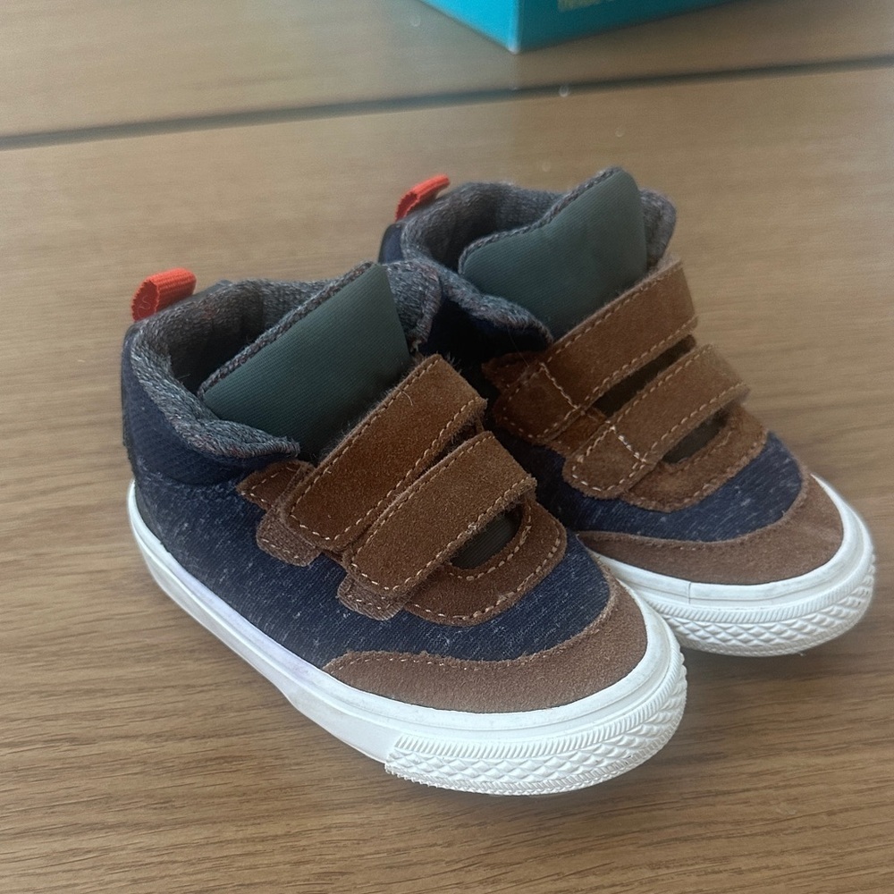 Zara baby Brown and Blue Kids Velcro Sneakers 20